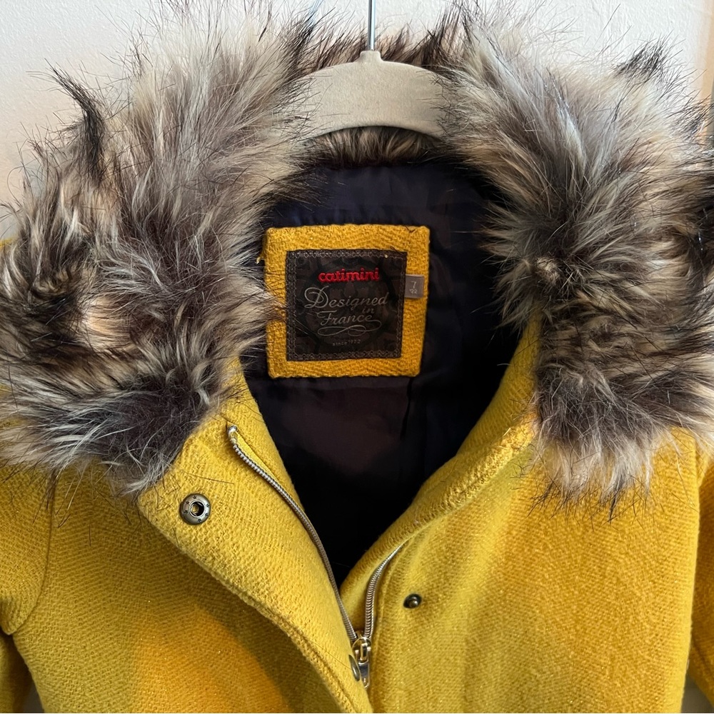 Cat mini yellow lured coat